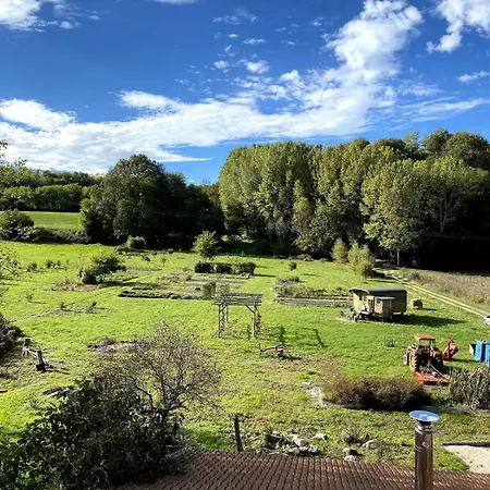 La Ferme Bugiste - Maison De Caractère Belley